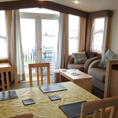 Апартаменты Cozy And Relaxing With Stunning Sea Views Lytchett Minster Экстерьер фото
